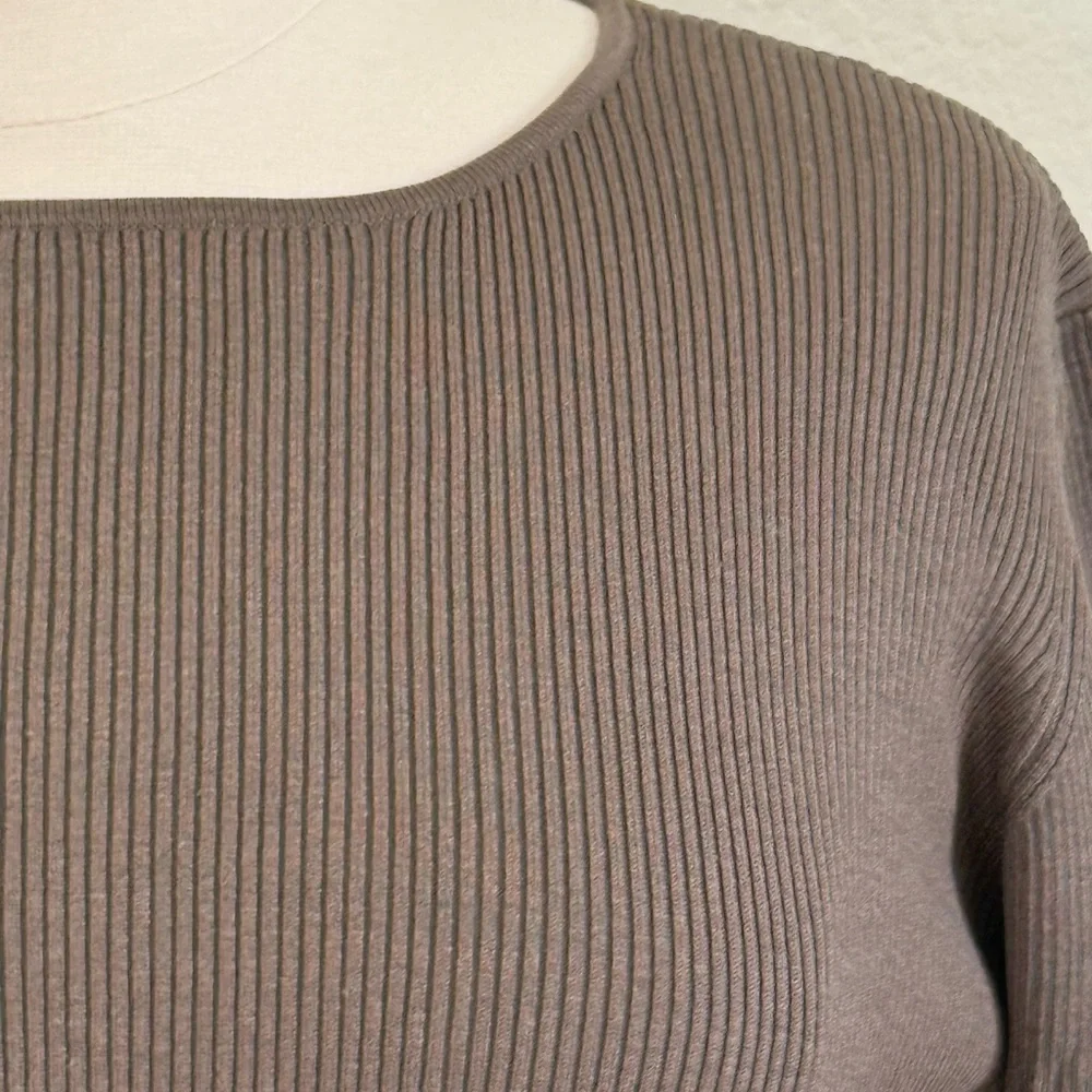 Chico's Taupe Long Sleeve Ribbed Top size 16 (Chico’s size 3) - Picture 6 of 8